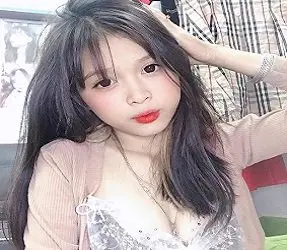 Ảnh thumbnail video Sexy tiktoker khoe dáng con điếm sexy tiktoker khoe dáng vú căng đít cong lồn múp trước máy